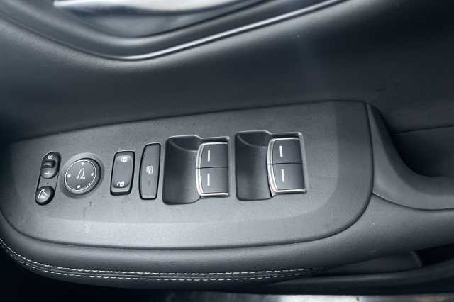 Honda ZR-V e:HEV e: HEV 2.0 i-MMD (184ps) Elegance Hybrid eCVT 