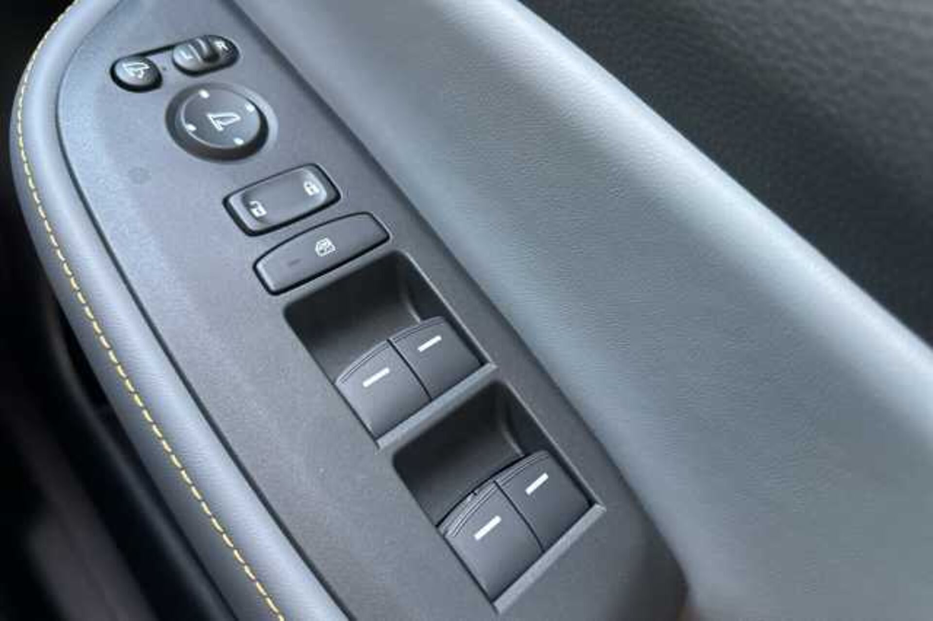 Honda Jazz Hybrid 1.5 i-MMD Hybrid Advance Sport 5dr eCVT 