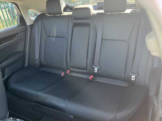 Honda Civic e:HEV Civic e: HEV 