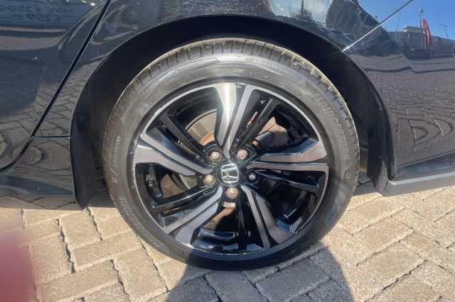 Honda Civic 1.5 VTEC Turbo Prestige 5dr CVT 