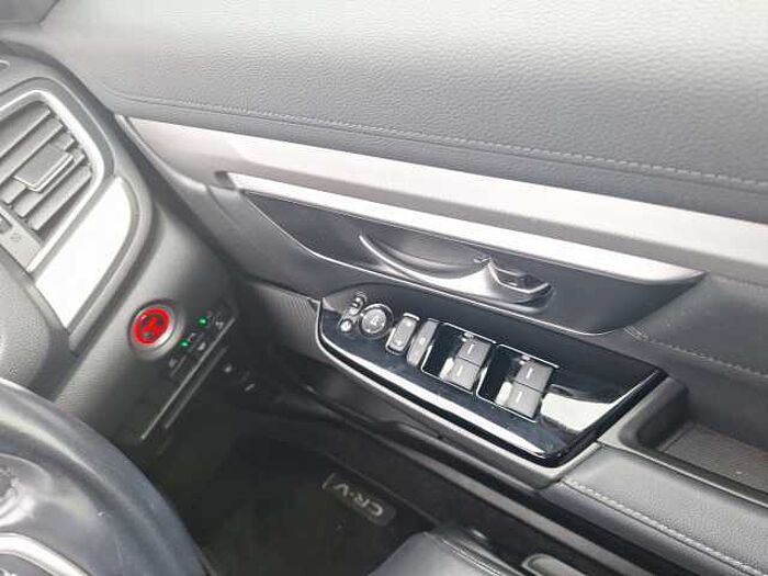 Honda CR-V Hybrid 2.0 i-MMD Hybrid SR 2WD 5dr eCVT 