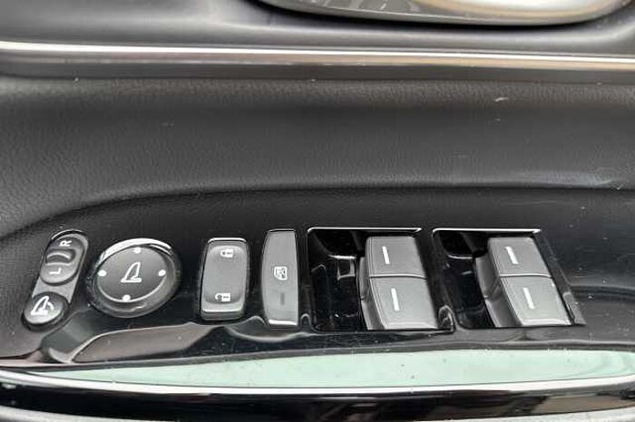 Honda CR-V 1.5 VTEC Turbo SR 5dr 