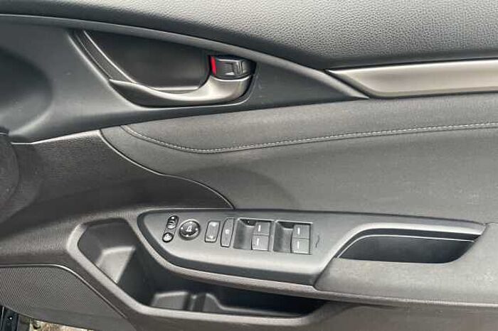 Honda Civic 1.0 VTEC Turbo 126 SR 5dr 