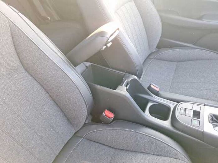 Honda Jazz Hybrid 1.5 i-MMD Hybrid Advance 5dr eCVT 