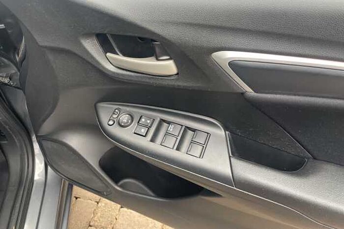 Honda Jazz 1.3 SE 5dr CVT 