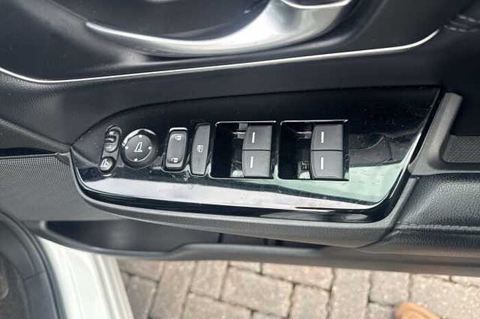 Honda CR-V Hybrid 2.0 i-MMD Hybrid SR 2WD 5dr eCVT 